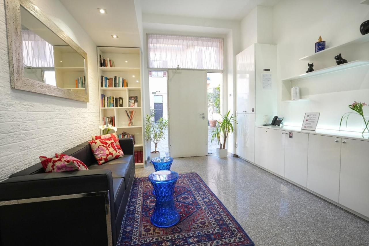 Monza City Rooms & Studios Εξωτερικό φωτογραφία