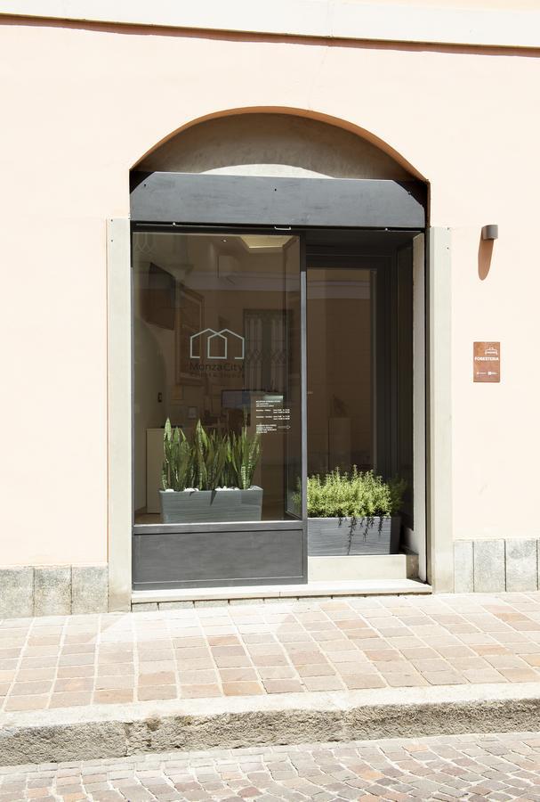 Monza City Rooms & Studios Εξωτερικό φωτογραφία