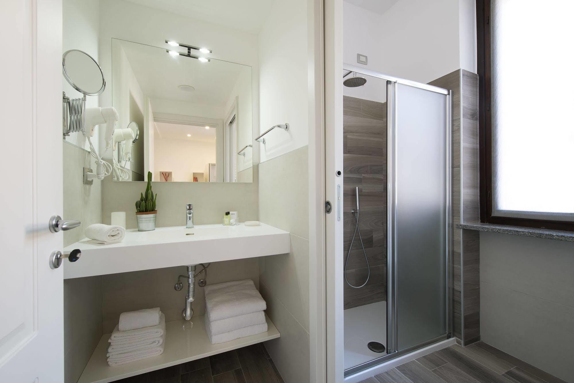 Monza City Rooms & Studios Εξωτερικό φωτογραφία