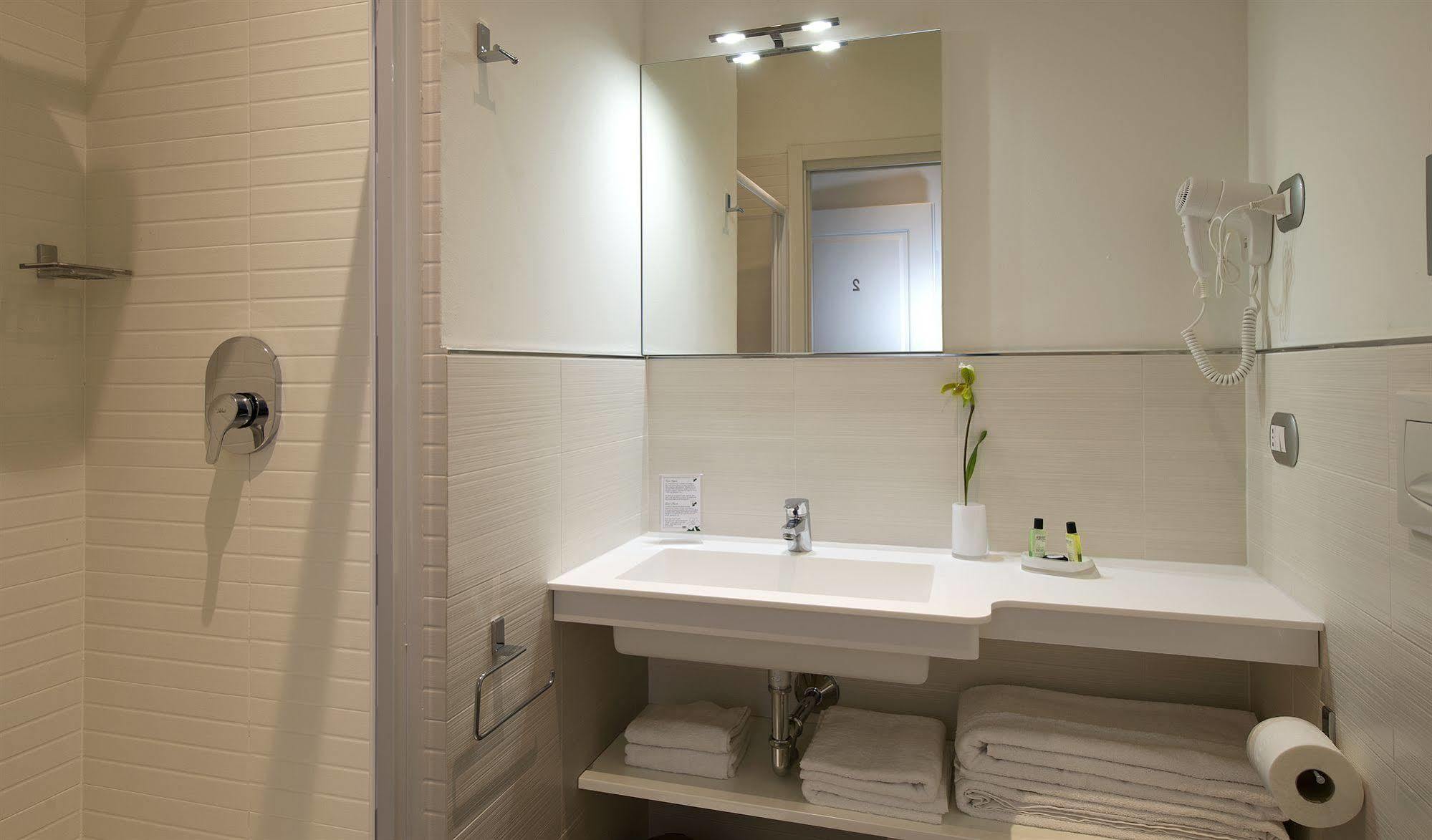 Monza City Rooms & Studios Εξωτερικό φωτογραφία