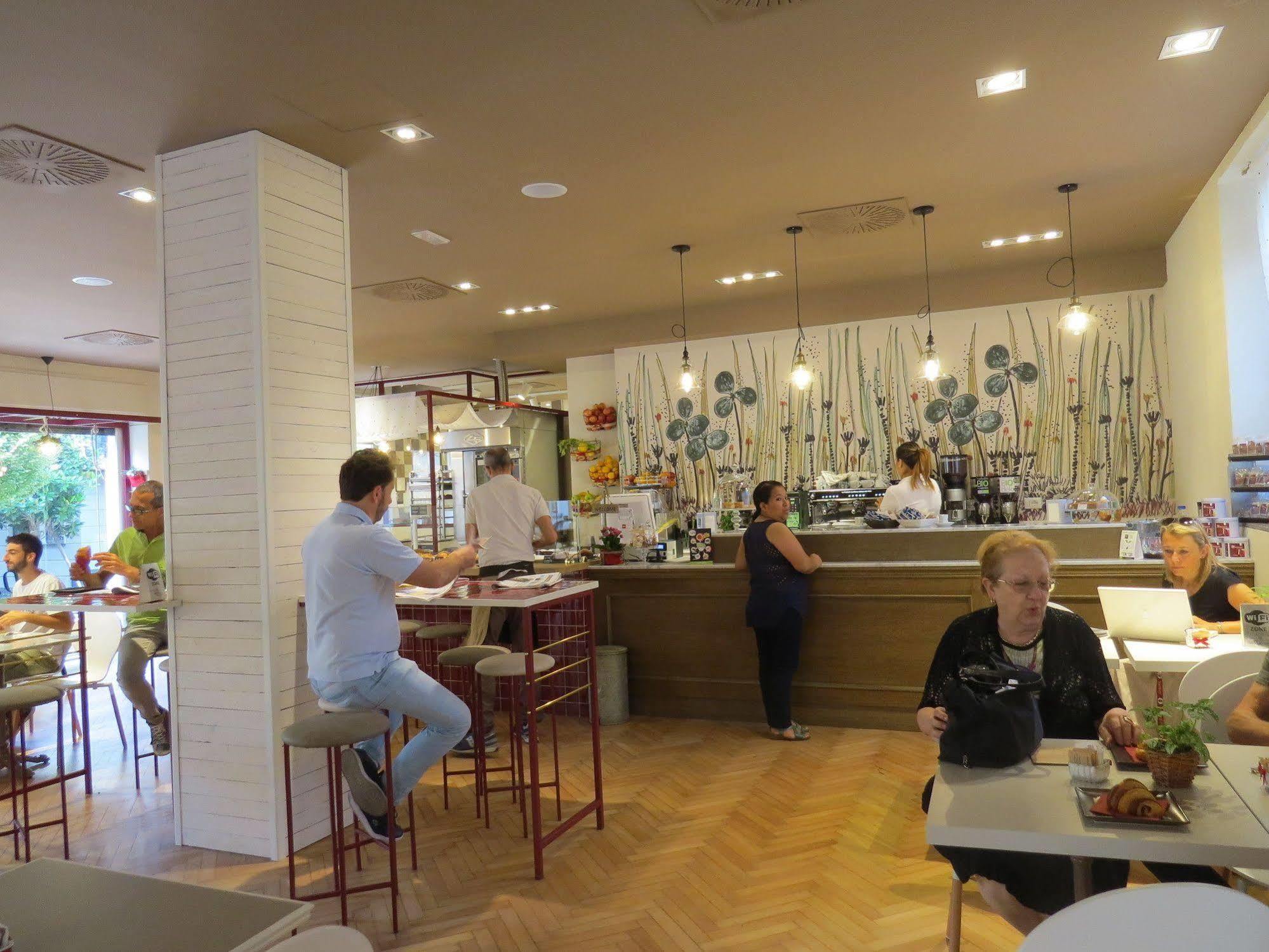 Monza City Rooms & Studios Εξωτερικό φωτογραφία
